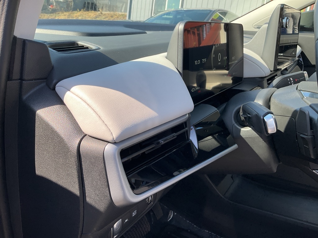 2024 Honda Prologue Touring photo 16