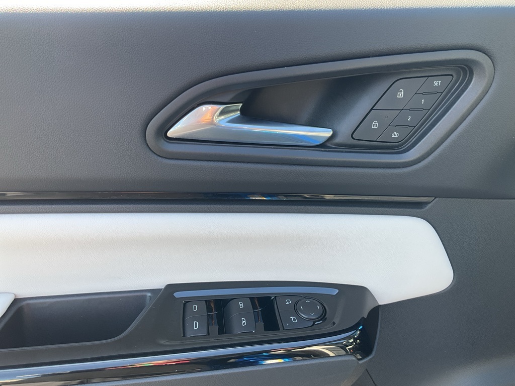 2024 Honda Prologue Touring photo 20