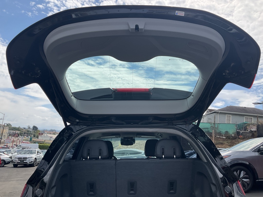 2017 Chevrolet Bolt EV Premier photo 9