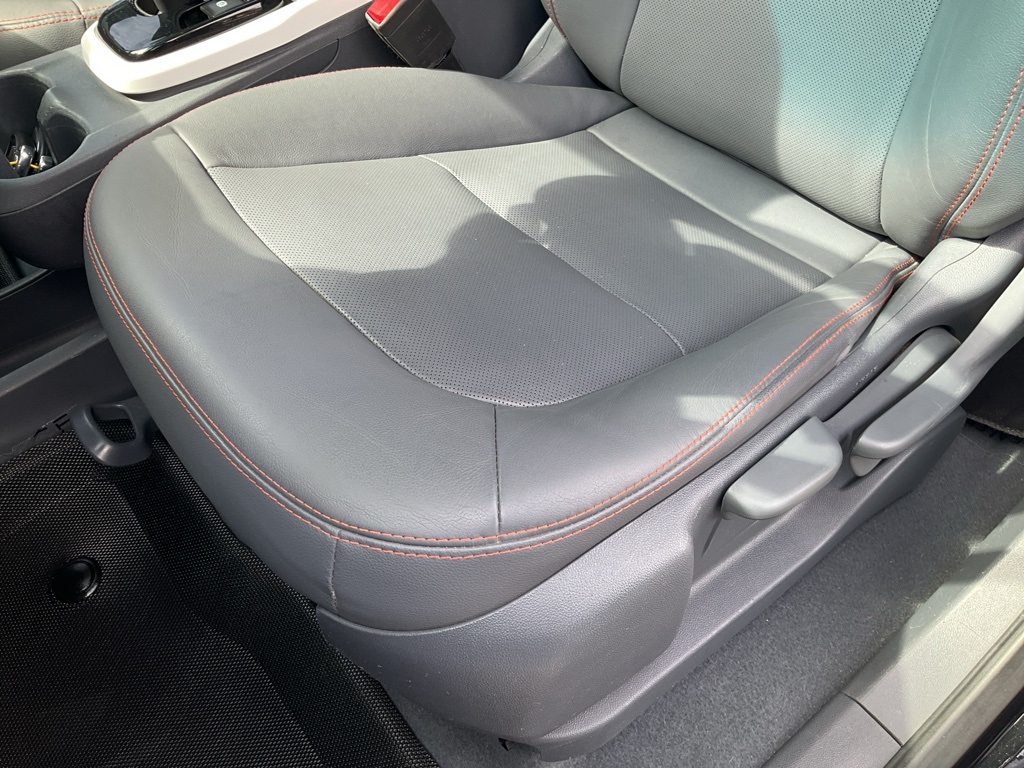 2017 Chevrolet Bolt EV Premier photo 15