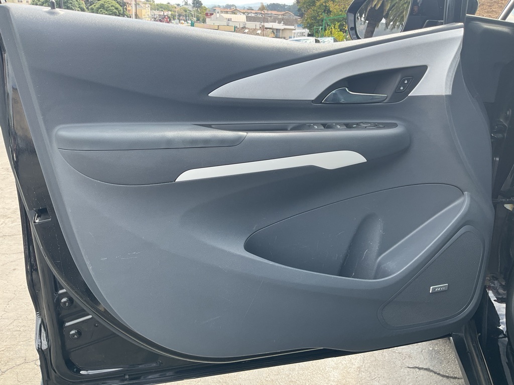 2017 Chevrolet Bolt EV Premier photo 21