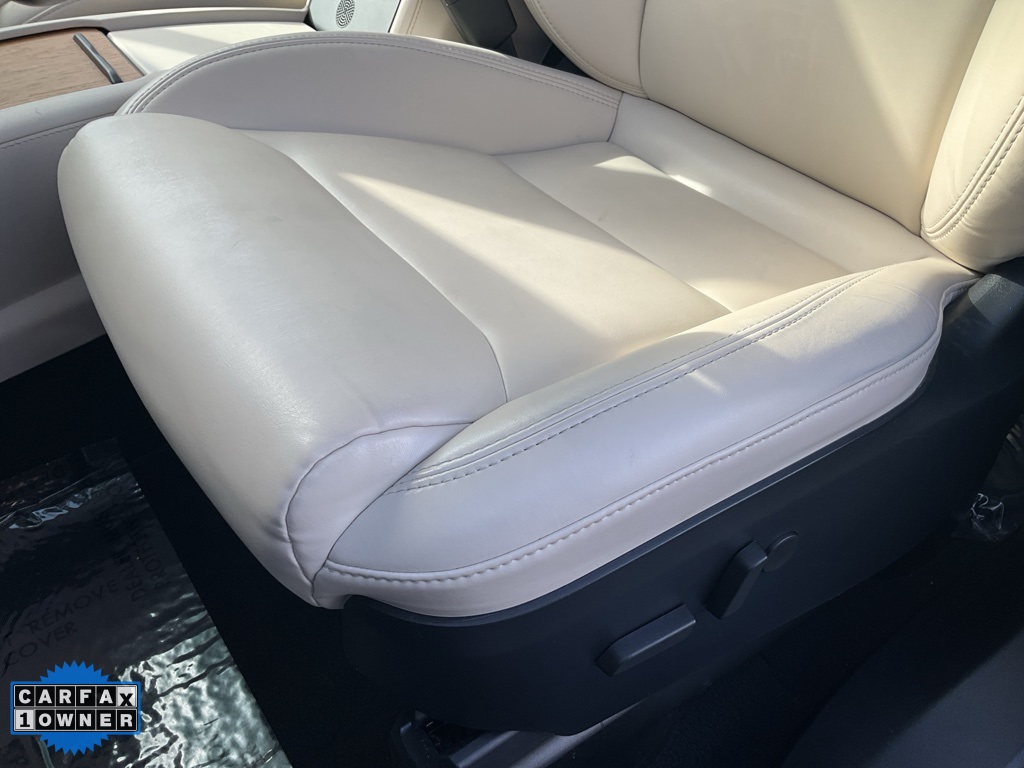 2020 Tesla Model X Long Range photo 14