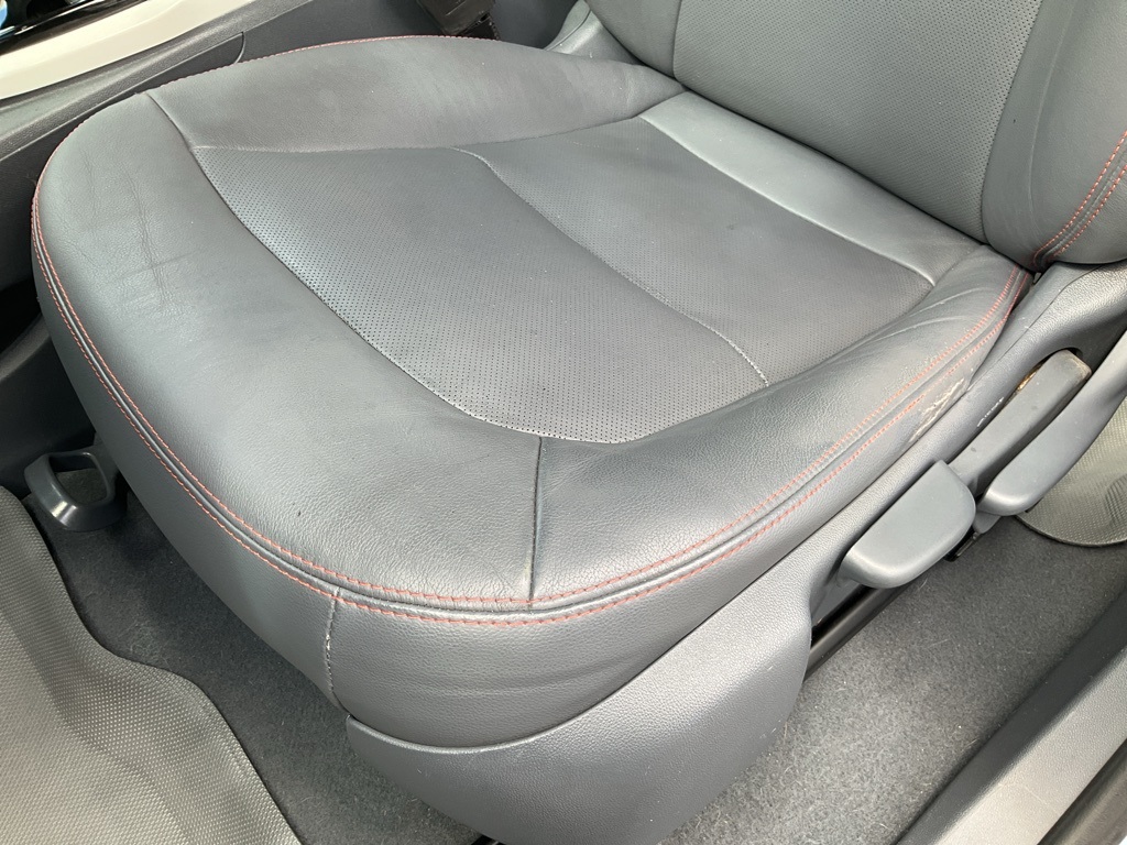 2017 Chevrolet Bolt EV Premier photo 12