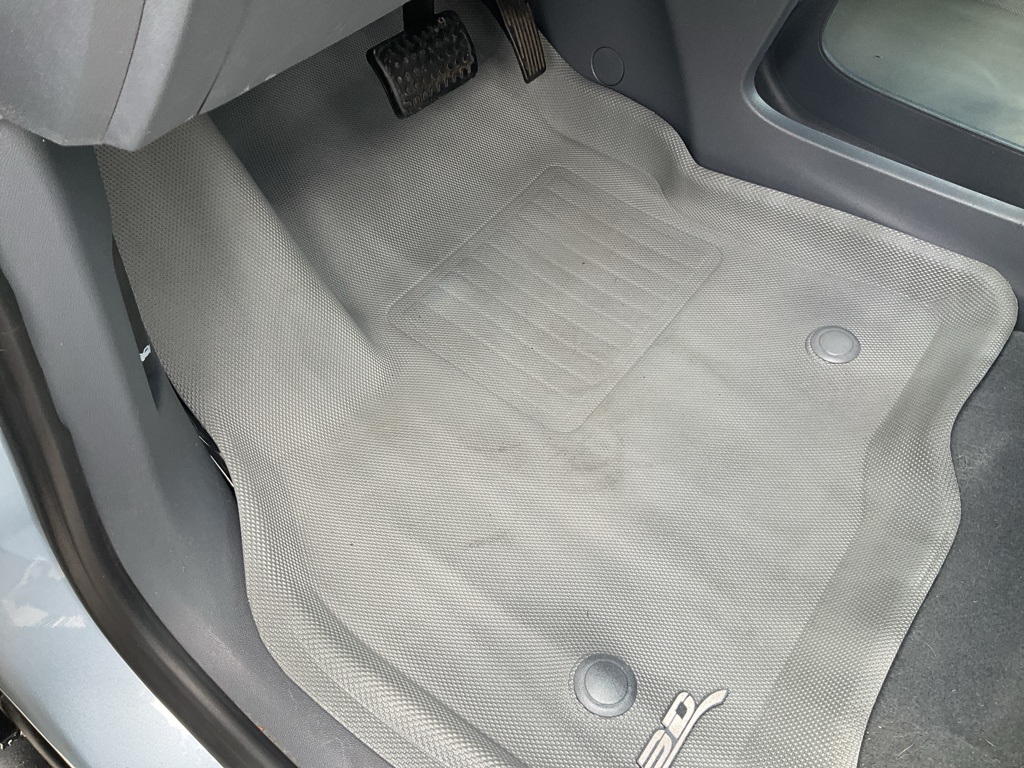 2017 Chevrolet Bolt EV Premier photo 16