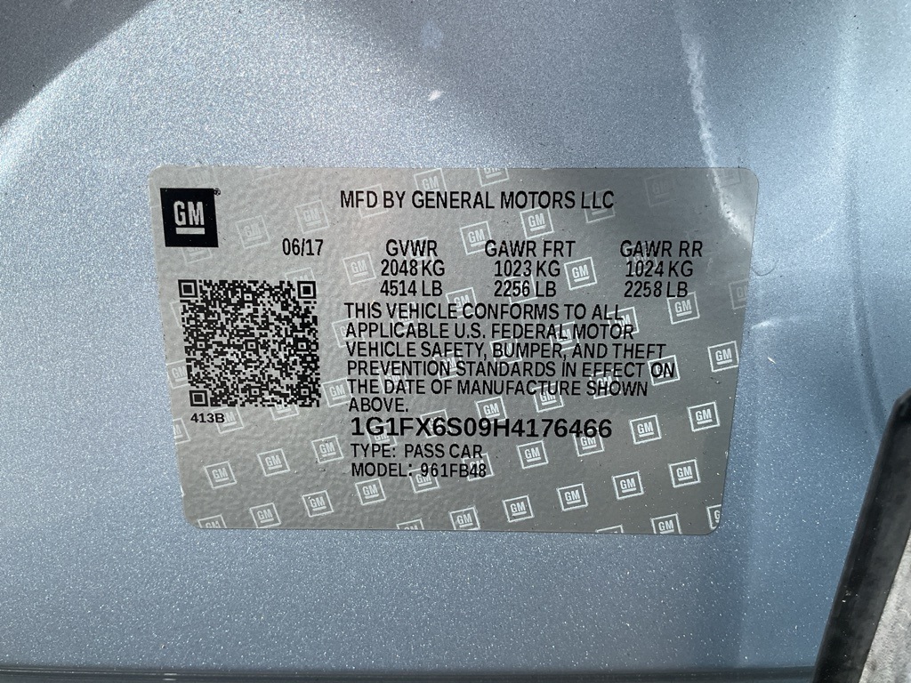 2017 Chevrolet Bolt EV Premier photo 17