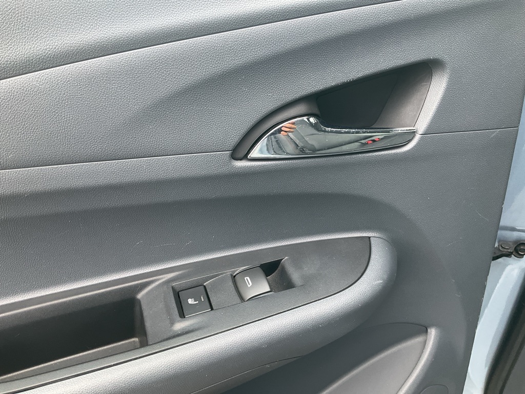 2017 Chevrolet Bolt EV Premier photo 41