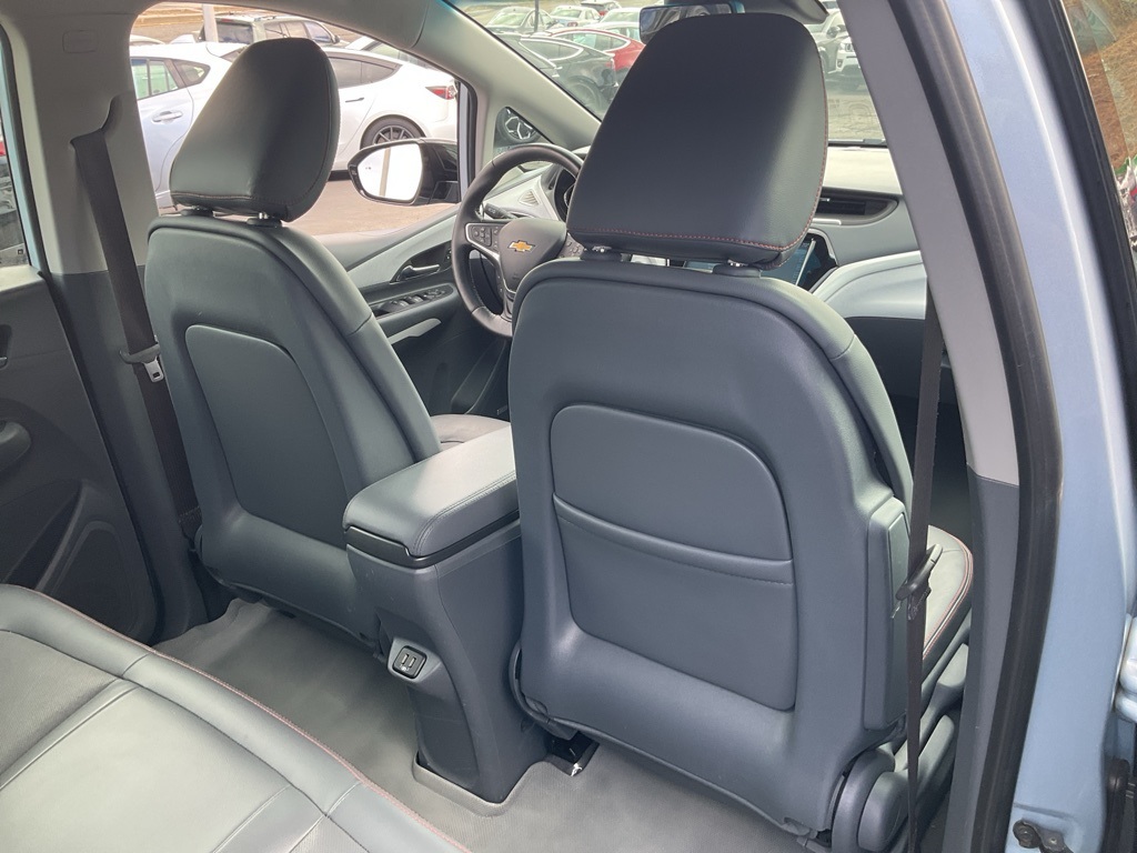 2017 Chevrolet Bolt EV Premier photo 48