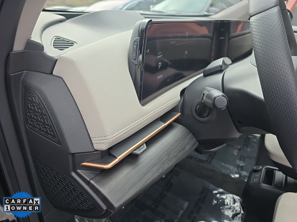 2023 Nissan ARIYA Empower photo 17