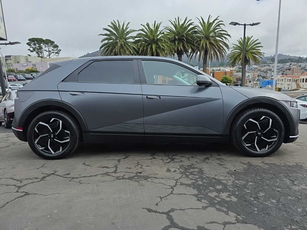 2023 Hyundai Ioniq 5 SEL photo 3