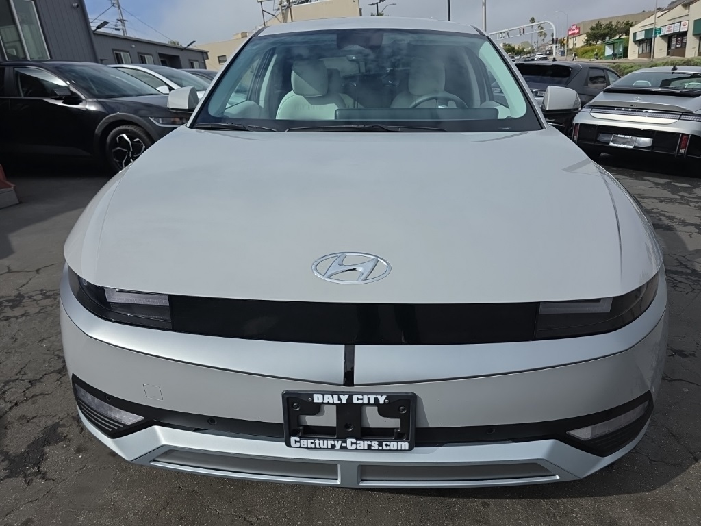 2023 Hyundai Ioniq 5 SEL photo 2