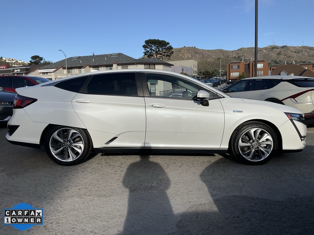 2019 Honda Clarity Plug-In Hybrid photo 3