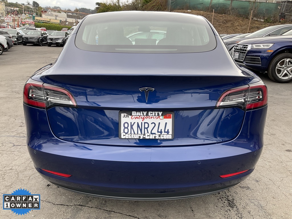 2019 Tesla Model 3 Standard Range Plus photo 4