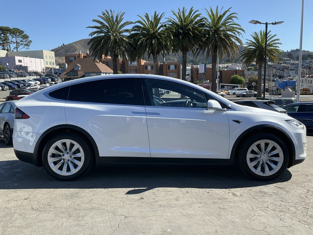2019 Tesla Model X Long Range photo 3