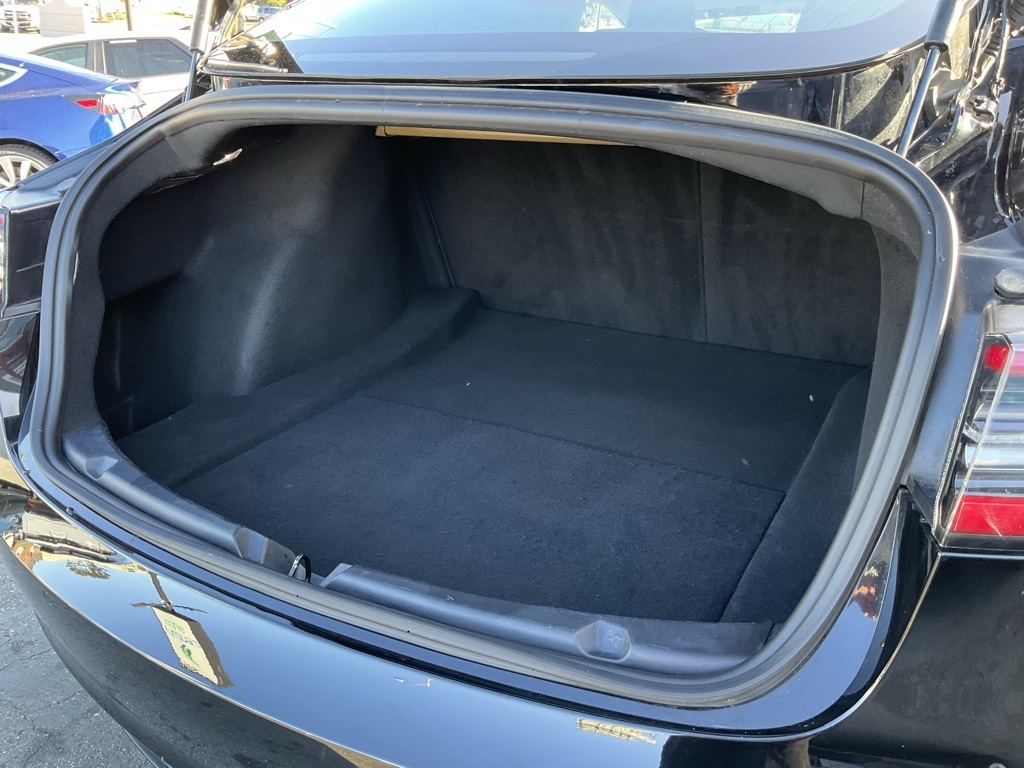 2018 Tesla Model 3 Mid Range photo 4