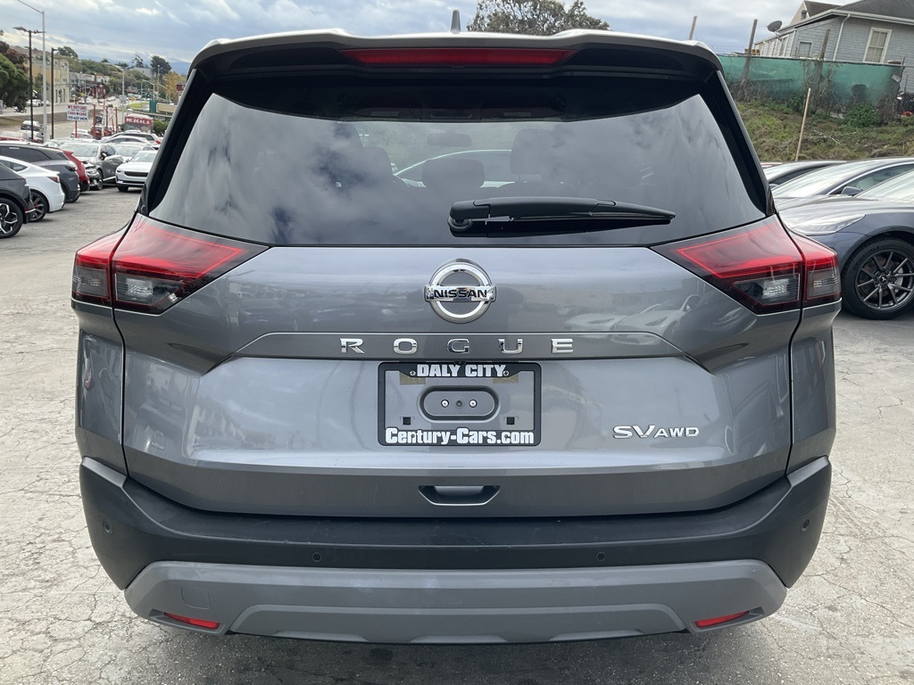 2021 Nissan Rogue SV photo 4