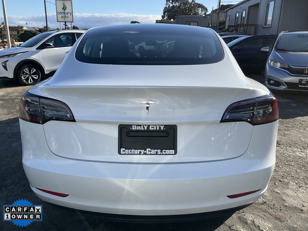 2022 Tesla Model 3 photo 4