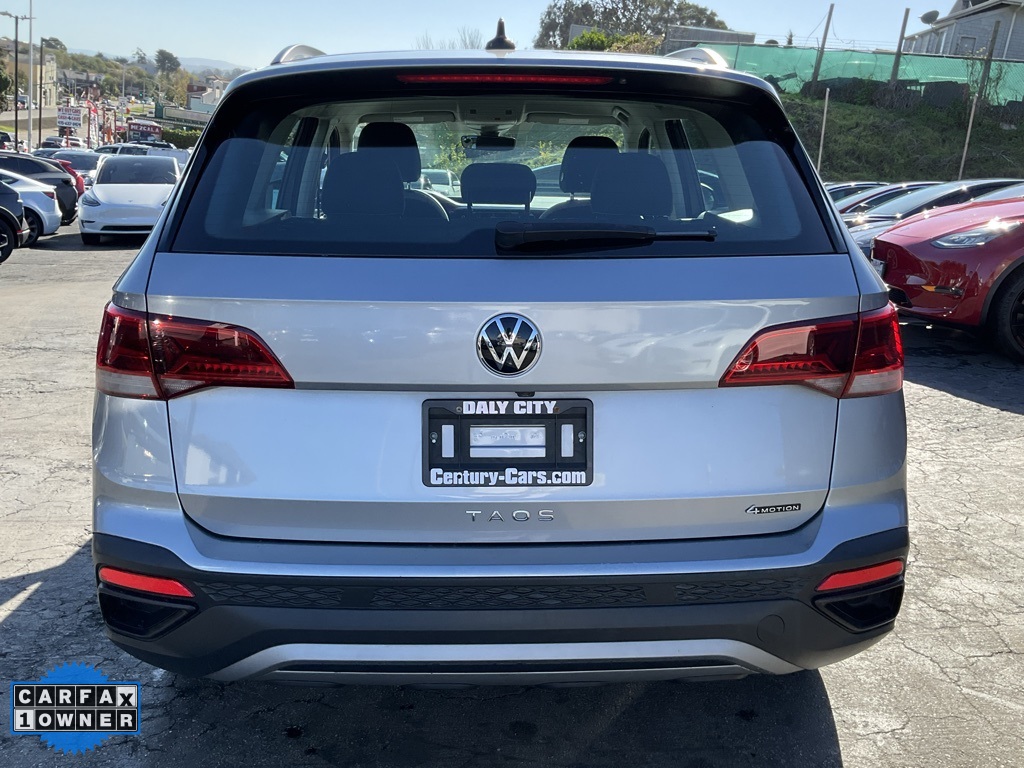 2023 Volkswagen Taos S photo 4