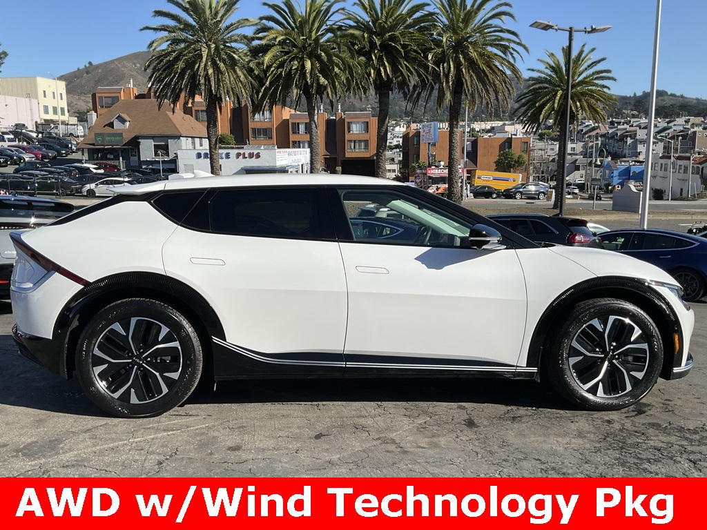 2023 Kia EV6 Wind photo 3