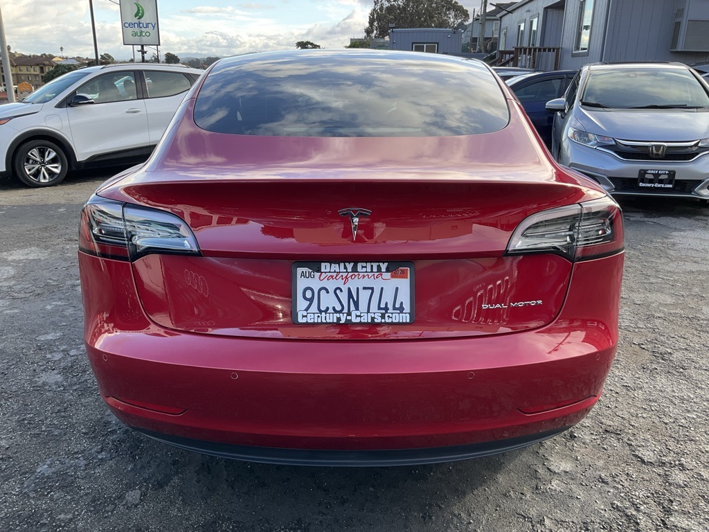2022 Tesla Model 3 Long Range photo 4