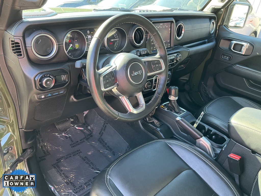 2023 Jeep Wrangler 4xe Sahara photo 2