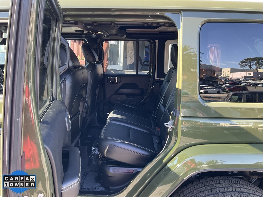2023 Jeep Wrangler 4xe Sahara photo 3