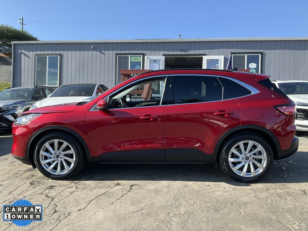 2021 Ford Escape Titanium Hybrid Elite photo 4