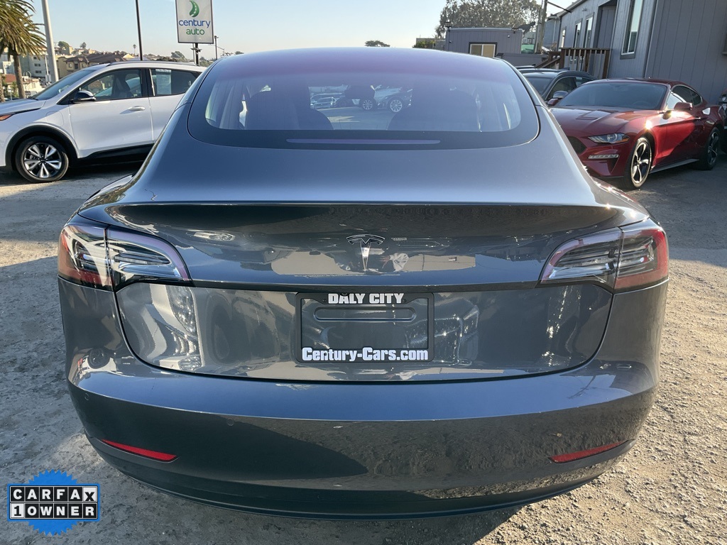2018 Tesla Model 3 Long Range photo 4