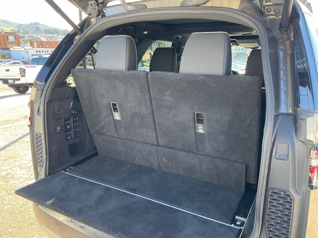 2020 Land Rover Discovery HSE LUX - Photo 8