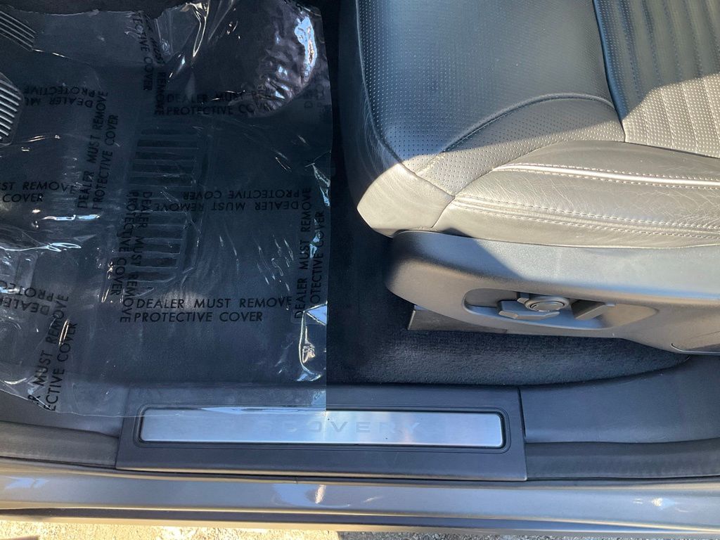 2020 Land Rover Discovery HSE LUX - Photo 15