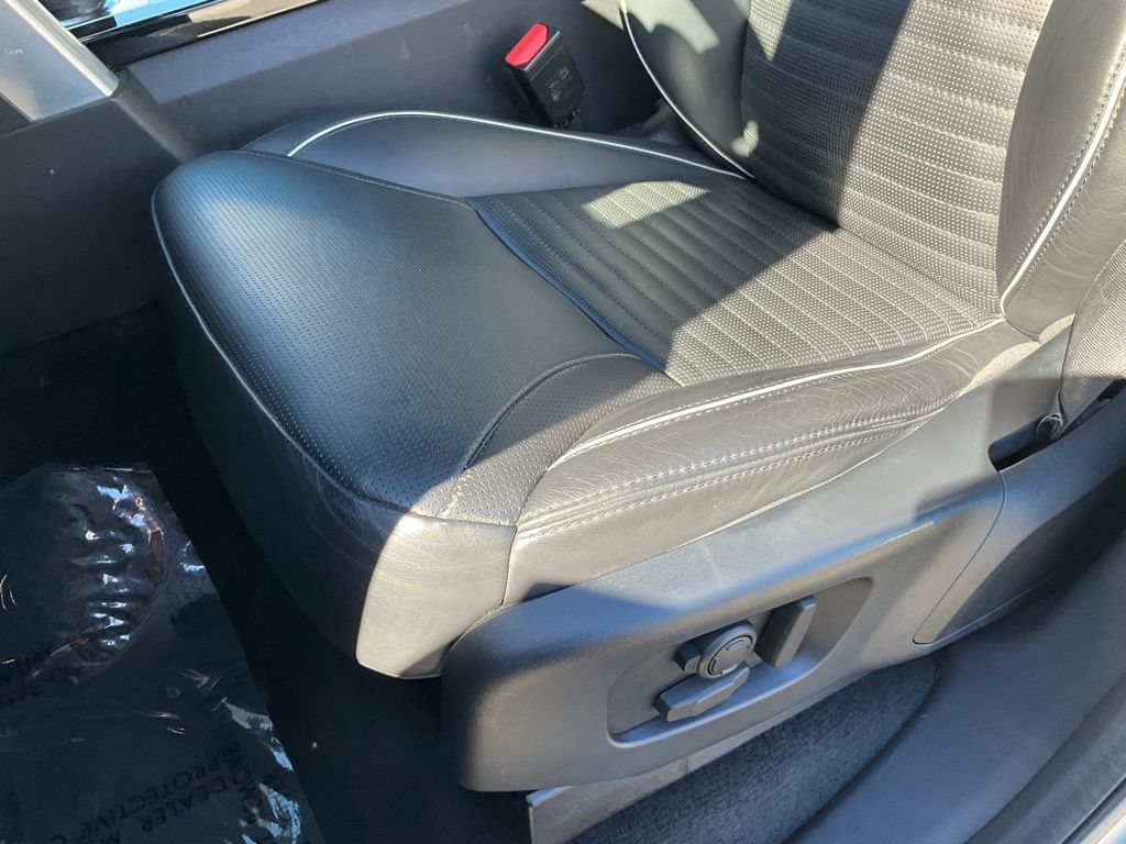 2020 Land Rover Discovery HSE LUX - Photo 16