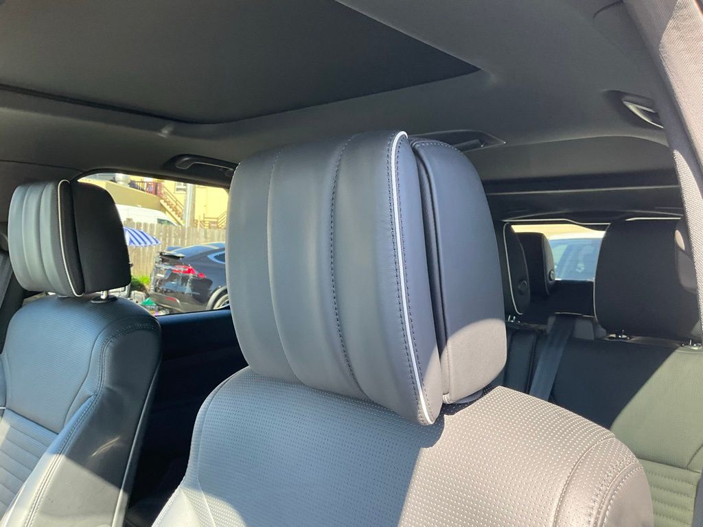 2020 Land Rover Discovery HSE LUX - Photo 18