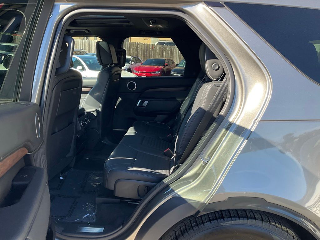 2020 Land Rover Discovery HSE LUX - Photo 25