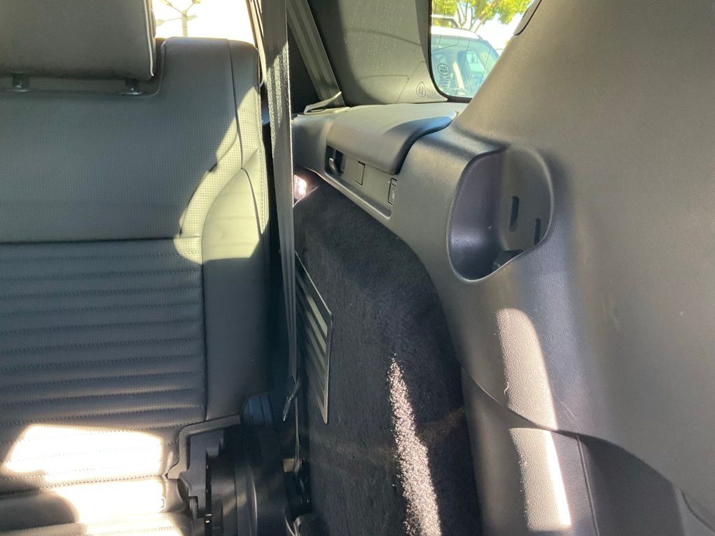 2020 Land Rover Discovery HSE LUX - Photo 37