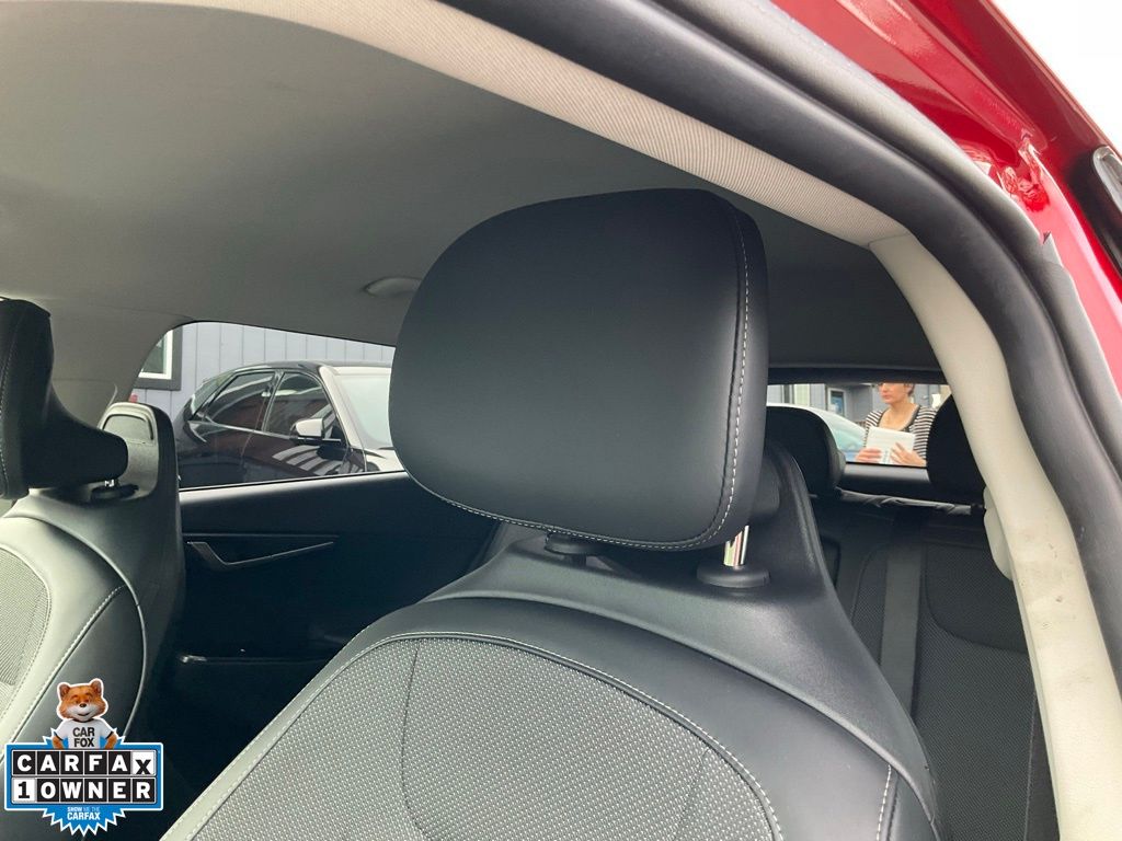 2025 Kia EV6 Light L/R - Photo 17