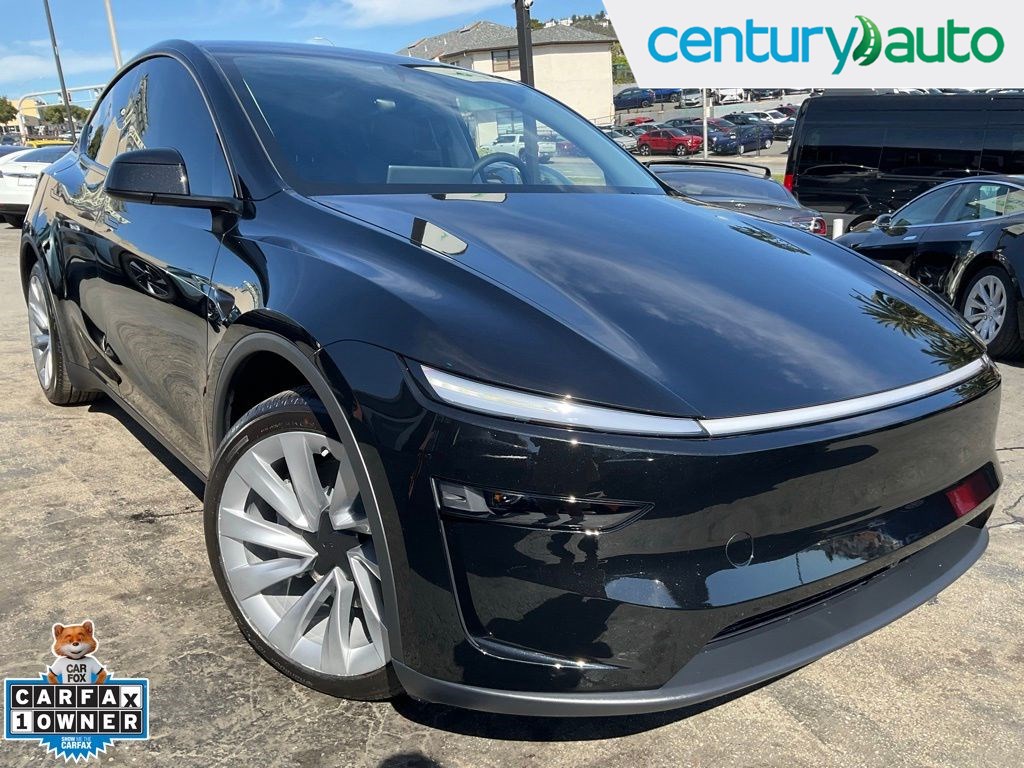 2026 Tesla Model Y Premium All-Wheel Drive's photo