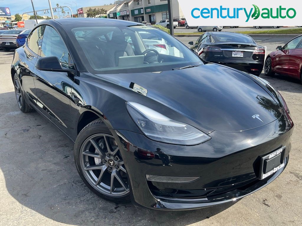 2023 Tesla Model 3 -'s photo
