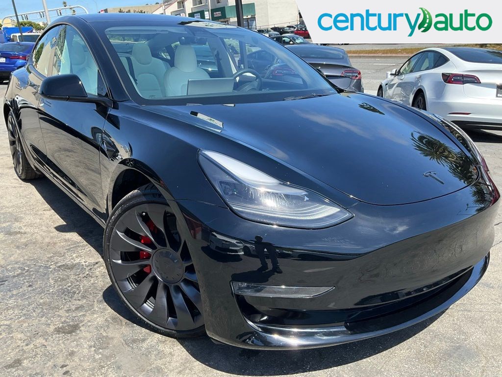 2023 Tesla Model 3 Performance's photo