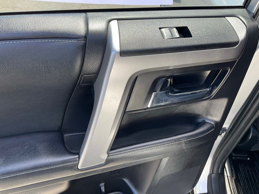 2021 Toyota 4Runner SR5 - Photo 51