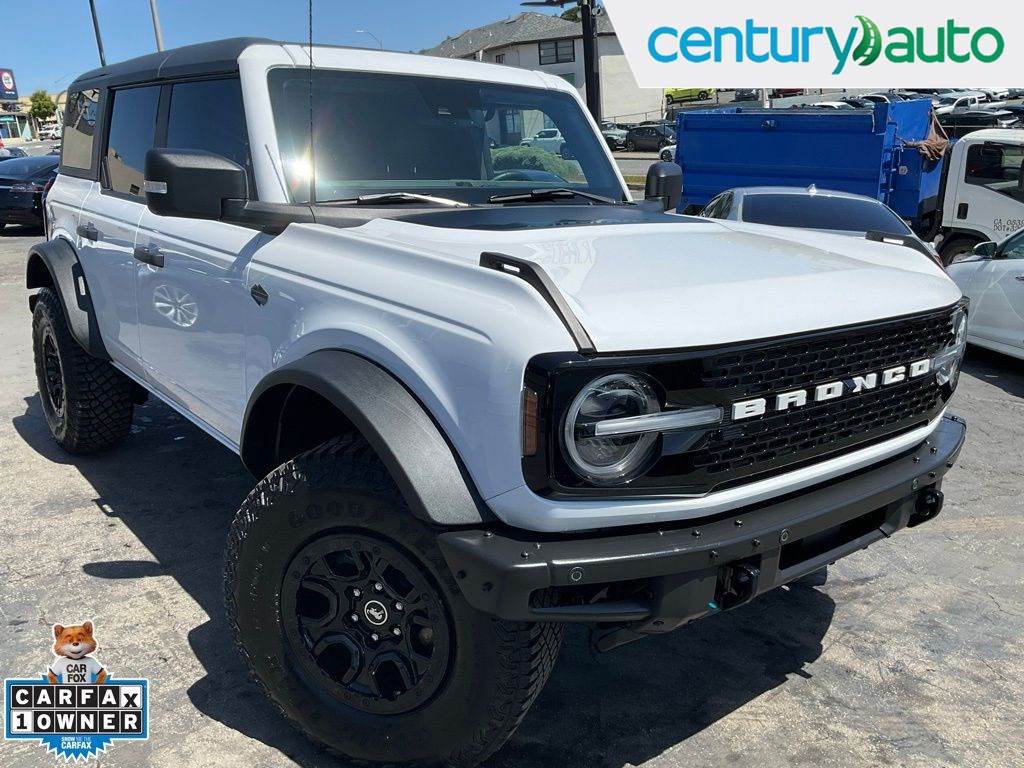 2023 Ford Bronco Wildtrak 4x4's photo