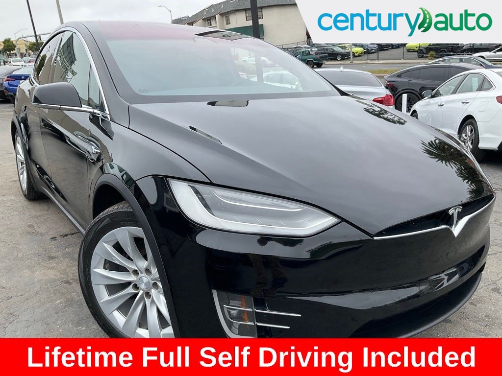 2019 Tesla Model X Long Range's photo