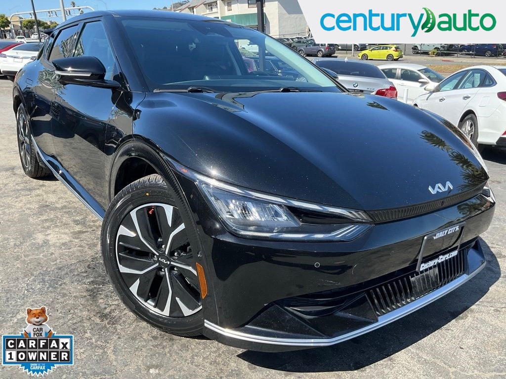 2023 Kia EV6 Wind's photo