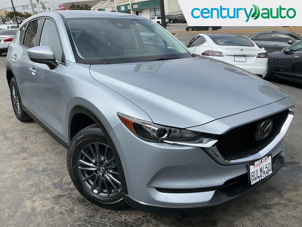 2020 Mazda CX-5 Touring Auto's photo