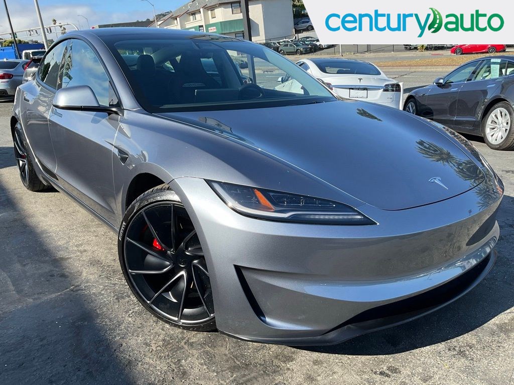2024 Tesla Model 3 Performance's photo