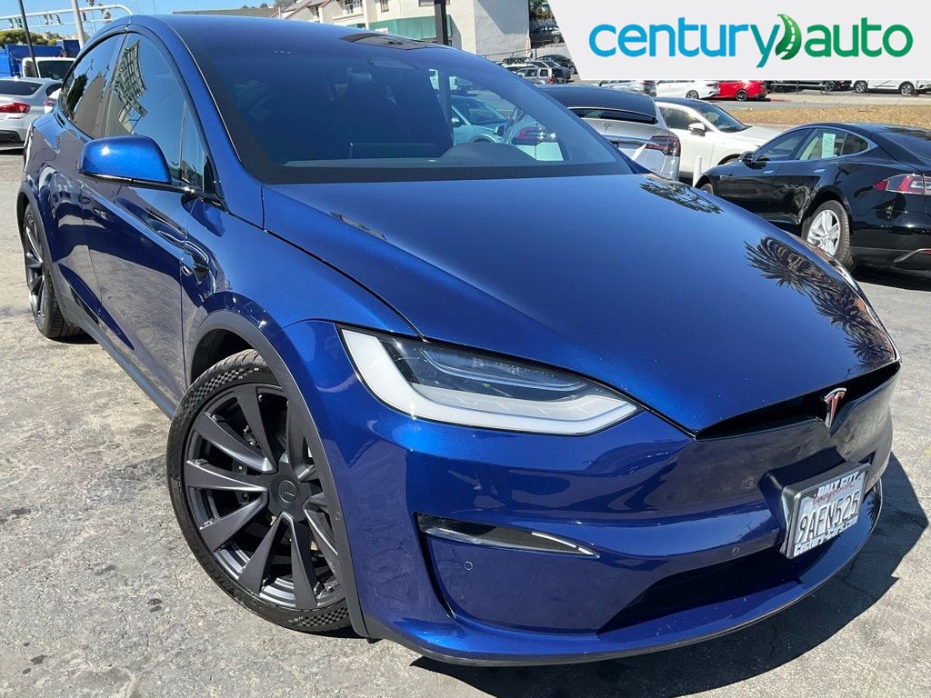 2022 Tesla Model X's photo