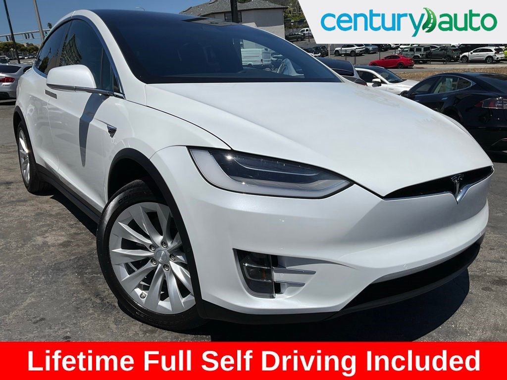 2019 Tesla Model X Long Range's photo