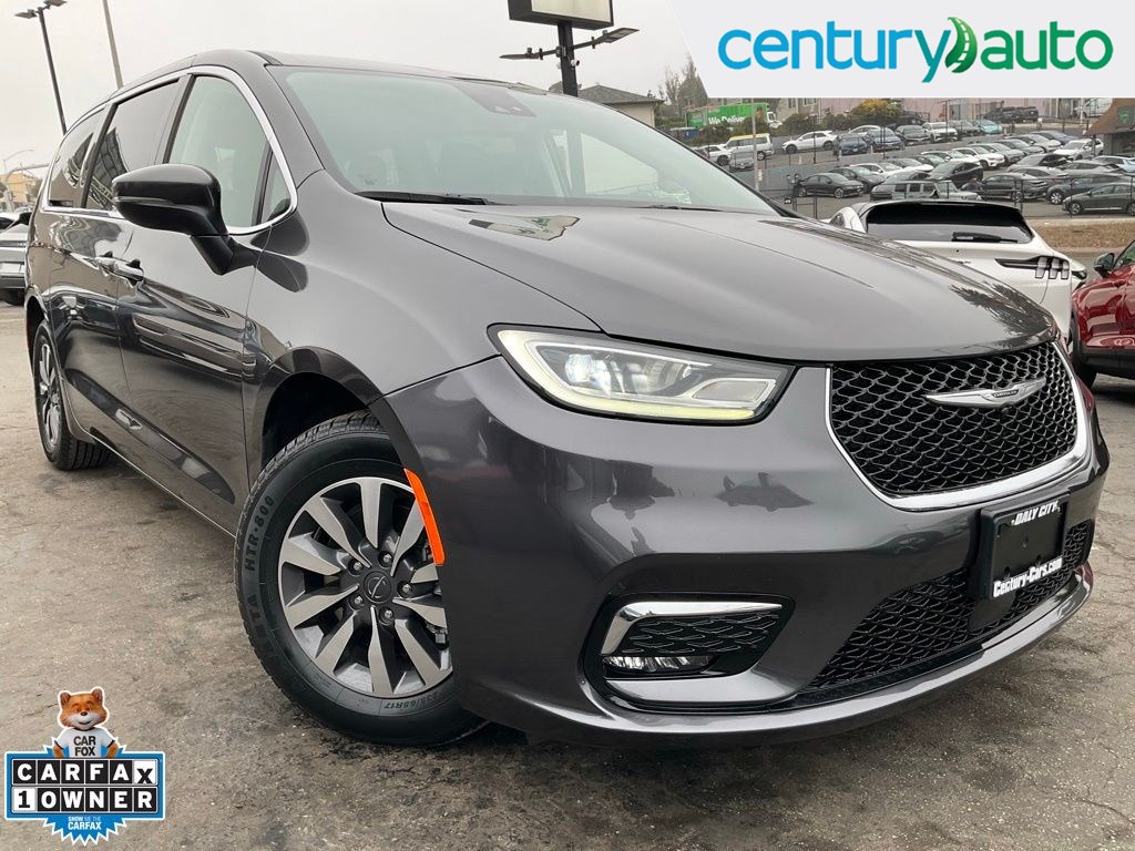 2023 Chrysler Pacifica Hybrid Touring L