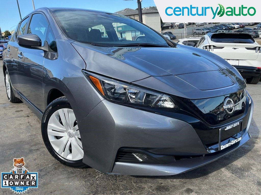 2025 Nissan LEAF S