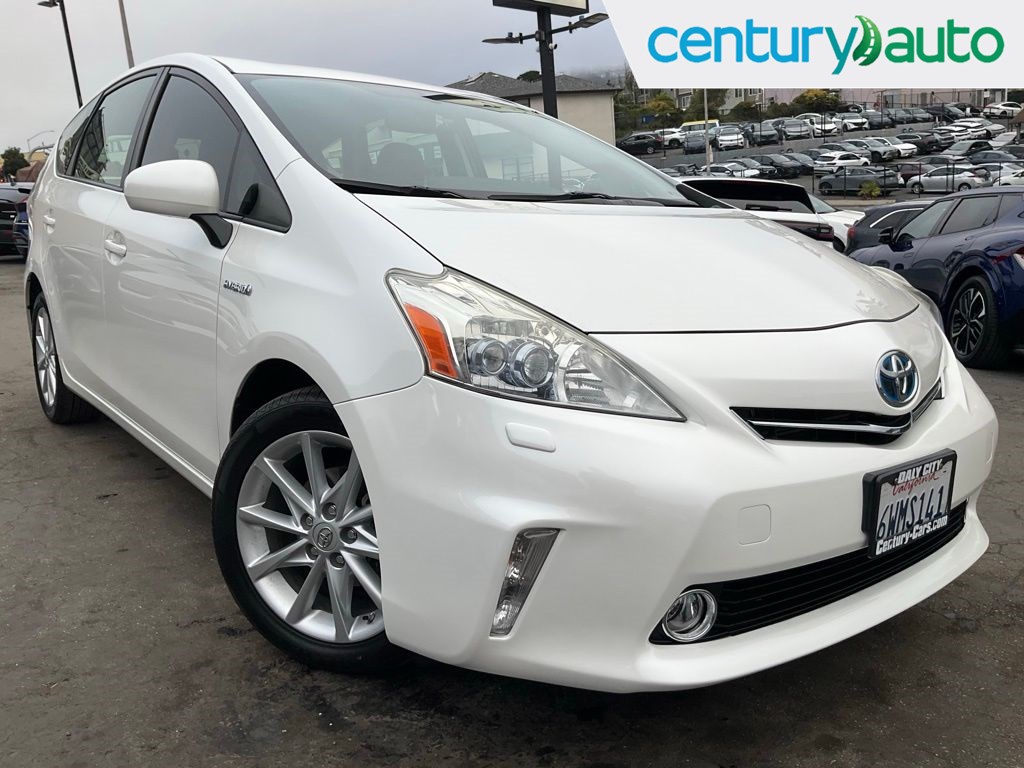 2012 Toyota Prius v Five