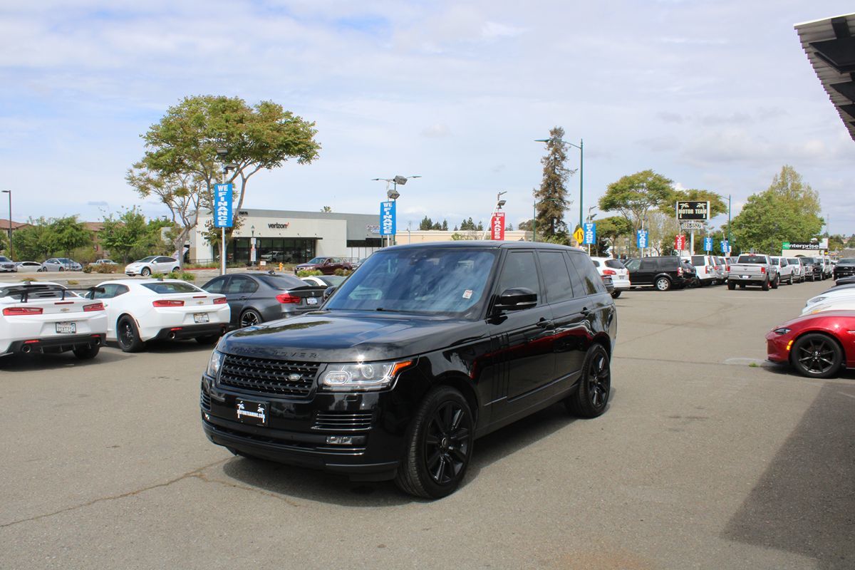 2017 Land Rover Range Rover Supercharged - Photo 2