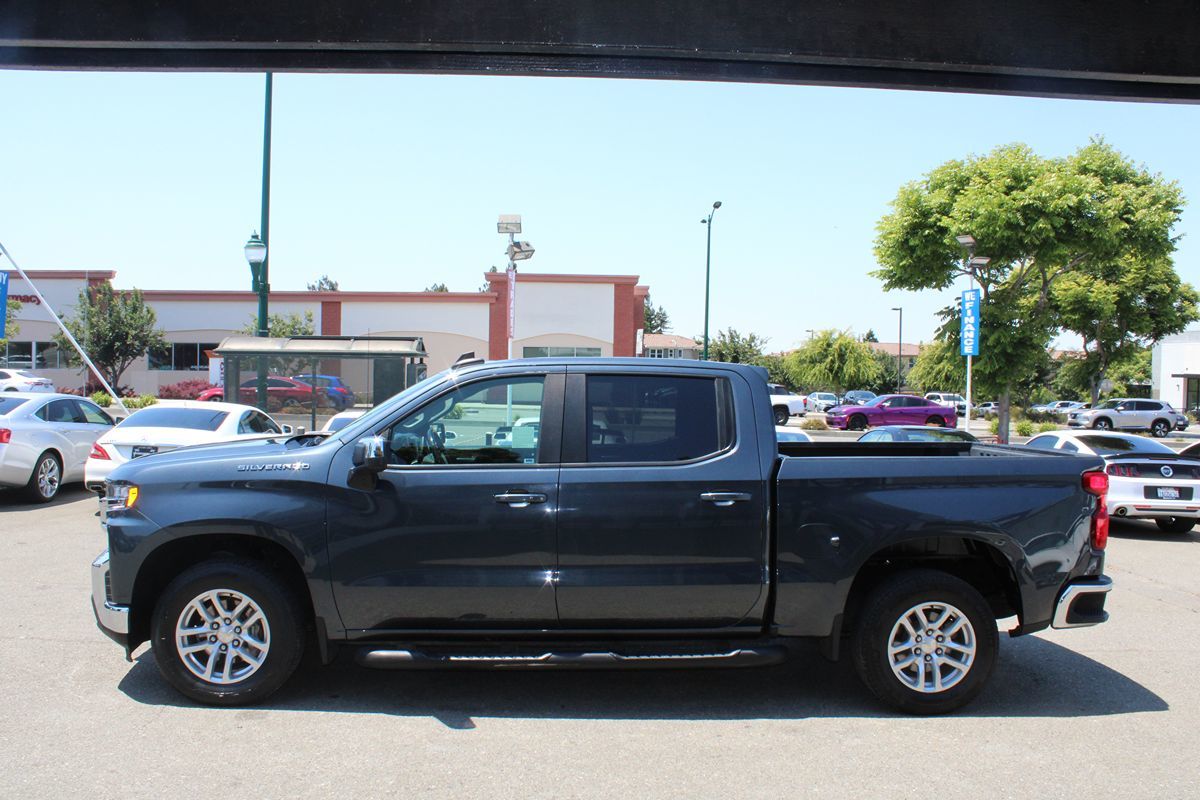 2021 Chevrolet Silverado 1500 LT - Photo 4